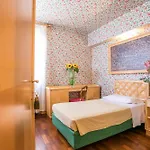Italia 4* Novara