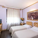 Hotel Italia