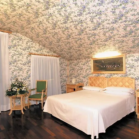 Italia Hotel