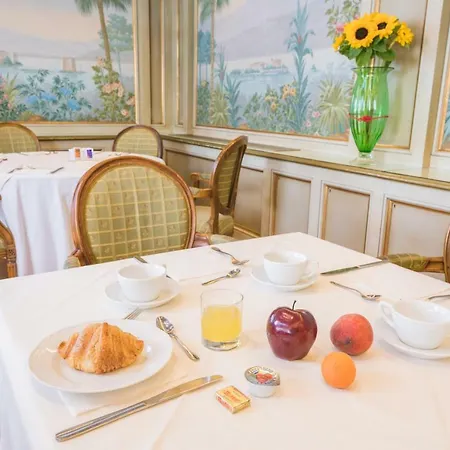 Hotel Italia 4*